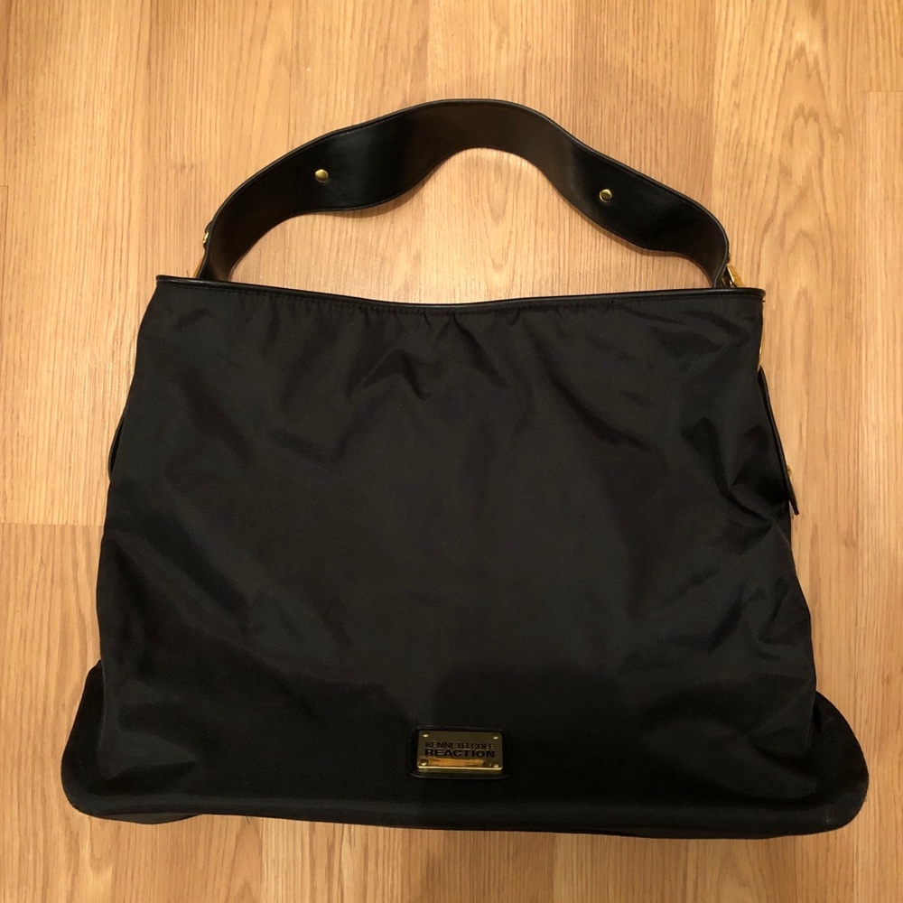Kenneth Cole Reaction Bag - used